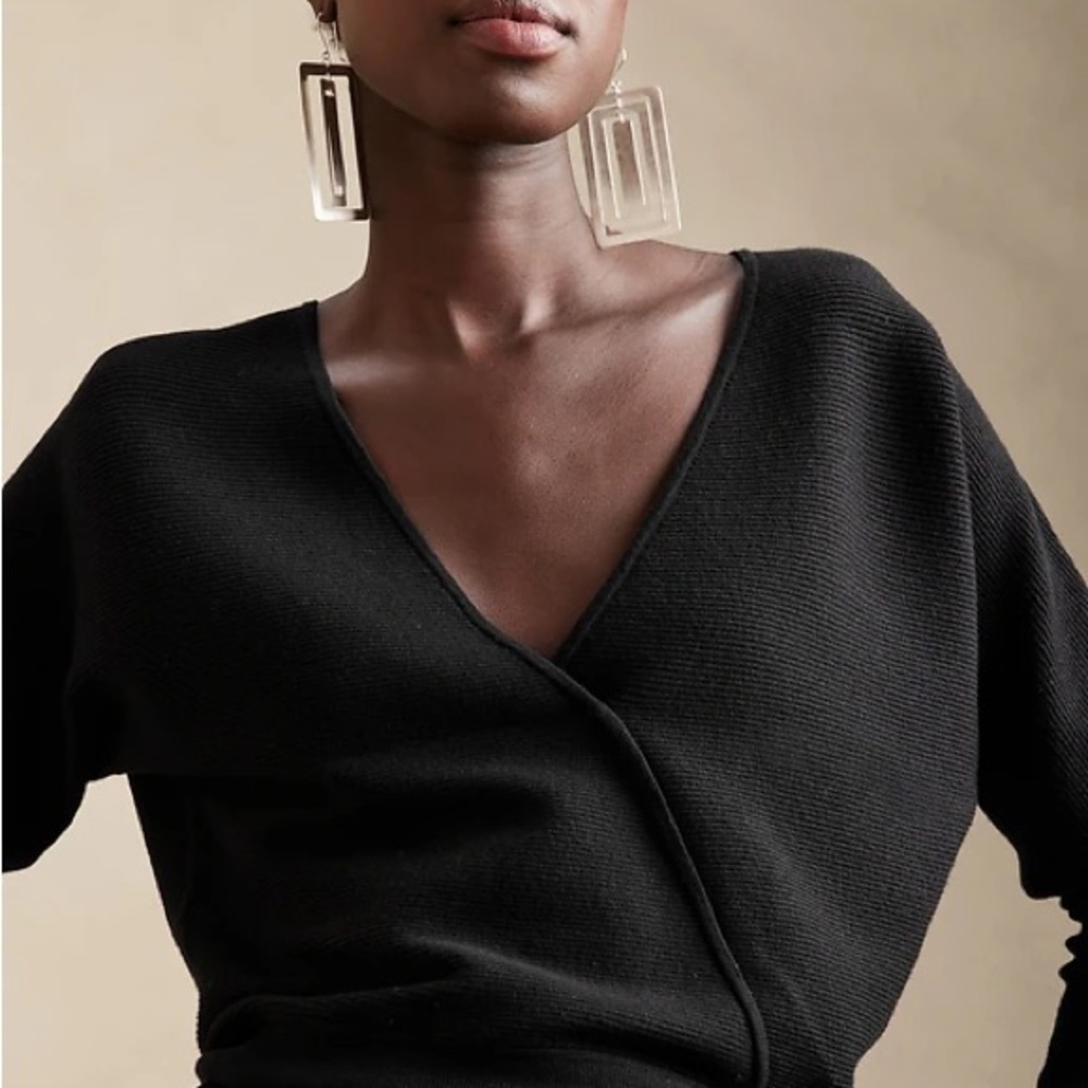 Banana Republic RINA WRAP-FRONT SWEATER Black V-Neck Sweater